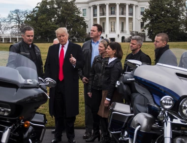 Επόμενος «στόχος» για Ντ. Τραμπ...η Harley-Davidson